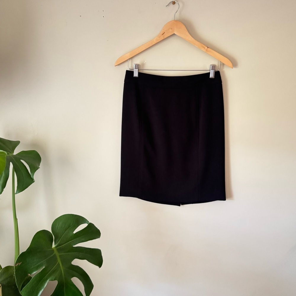 LOFT Petite Pencil Skirt Black 4P Above-the-Knee Classic Workwear - Picture 1 of 11